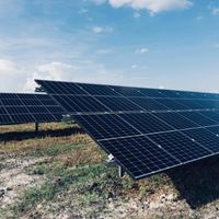 UE constrói gigafábrica de painéis solares
